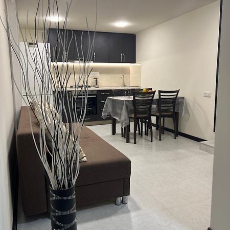 Cosy flat Yerevan Exterior foto