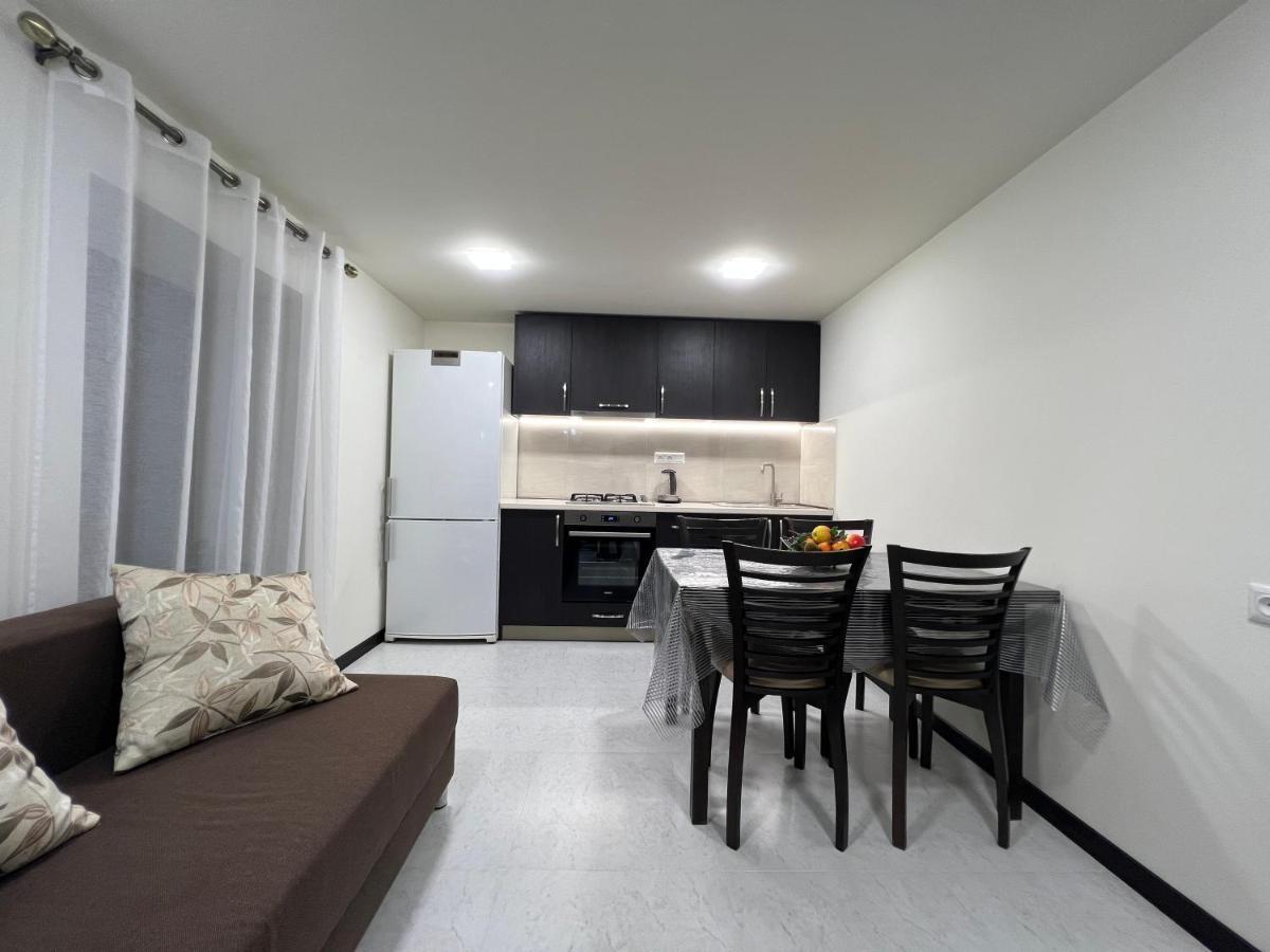 Cosy flat Yerevan Exterior foto